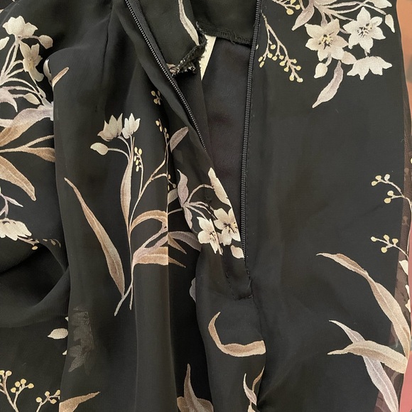 JR Bentley Women’s Floral Maxi Skirt slits size 14 NWOT - Picture 7 of 14